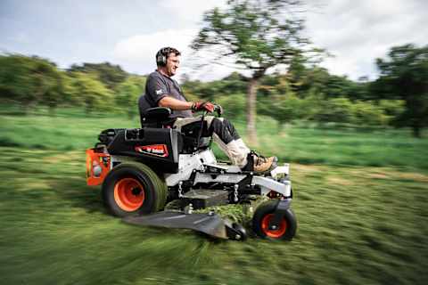 Bobcat Tondeuse à rayon de braquage zéro
