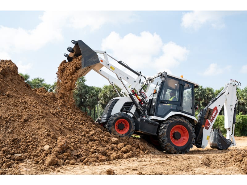 B760 Backhoe Loader – Doosan Bobcat LATAM