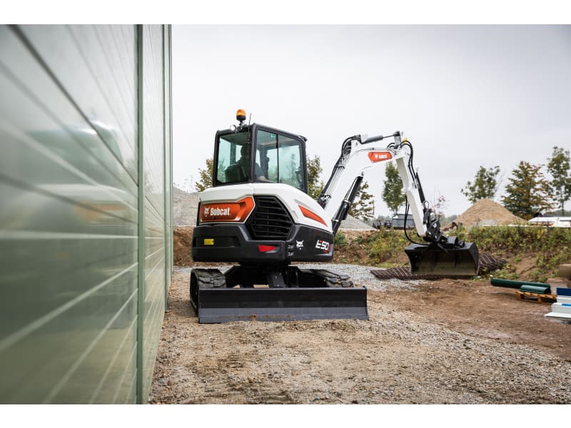 bobcatさん専用 5600 Toolcat™ with Snow Plow, Mini Work Machine Toy | 7530485