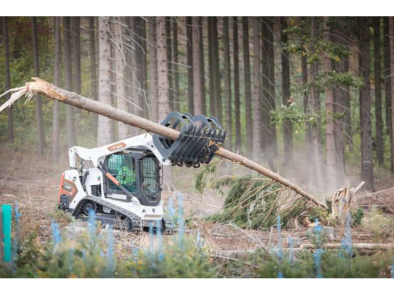 Kubota dévoile 3 mini-pelles entre 5 et 6 t encore plus robustes !