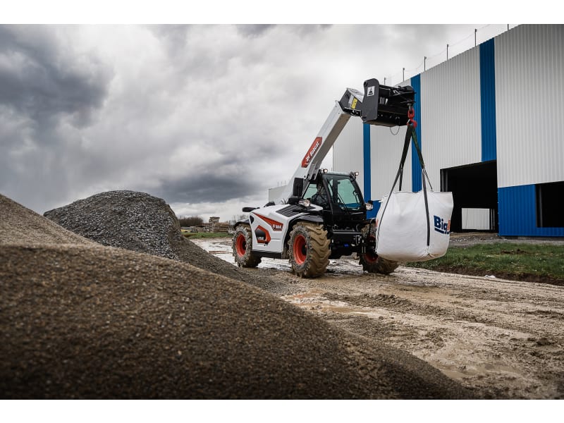 bobcatさん専用 Bobcat™ 260 Diesel with Remote Start/Stop, GFCI