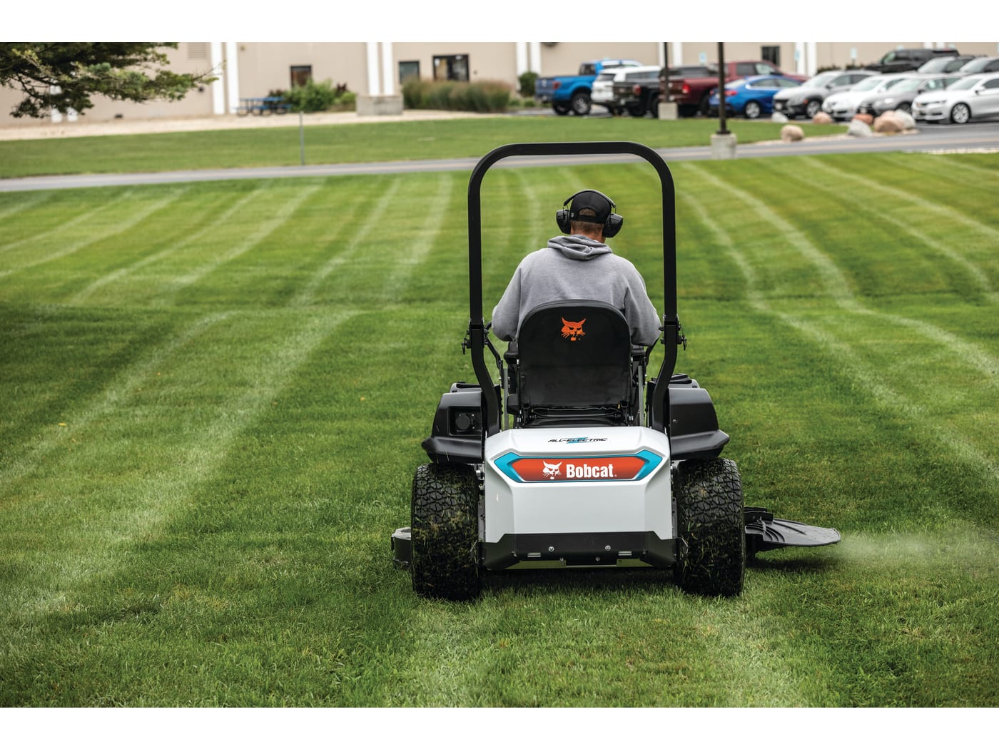 ZT6000e Electric Zero Turn Mower Specs Features Bobcat Company