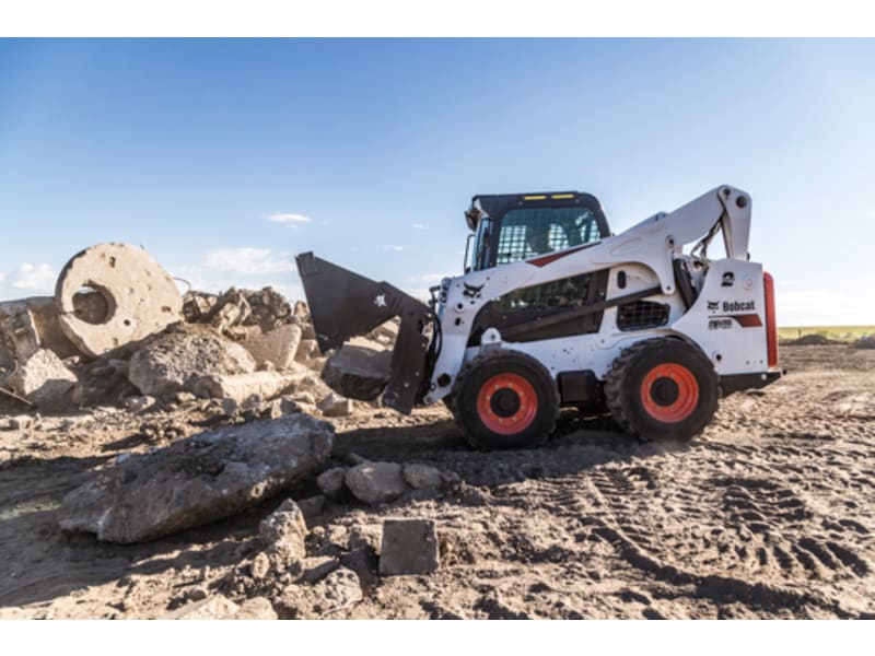 Combination Buckets (Loaders & Telehandlers) - Bobcat Company