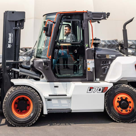 Heavy Duty Pneumatic Forklift