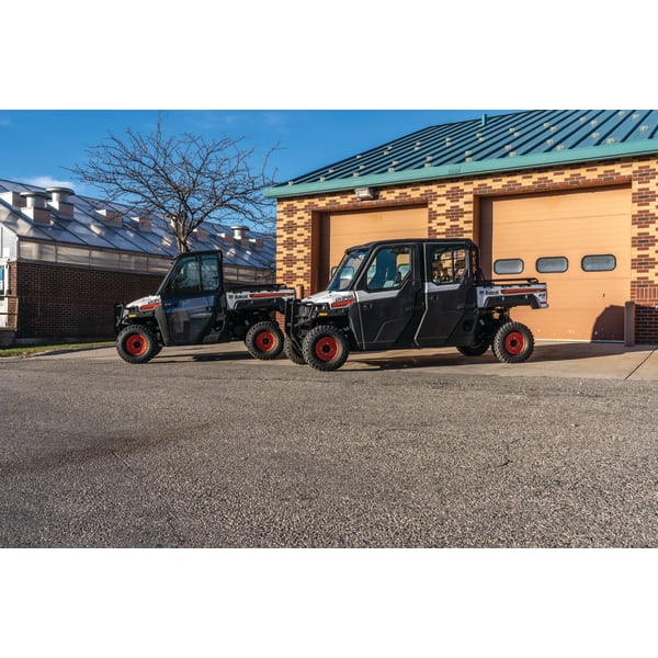 COMPACT PICKUP TRUCK VS UTV visual data 8