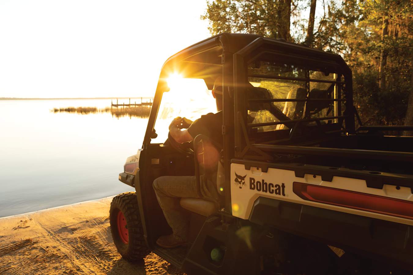 Bobcat UV34 Gas Utility Vehicle, photo 6 of 6