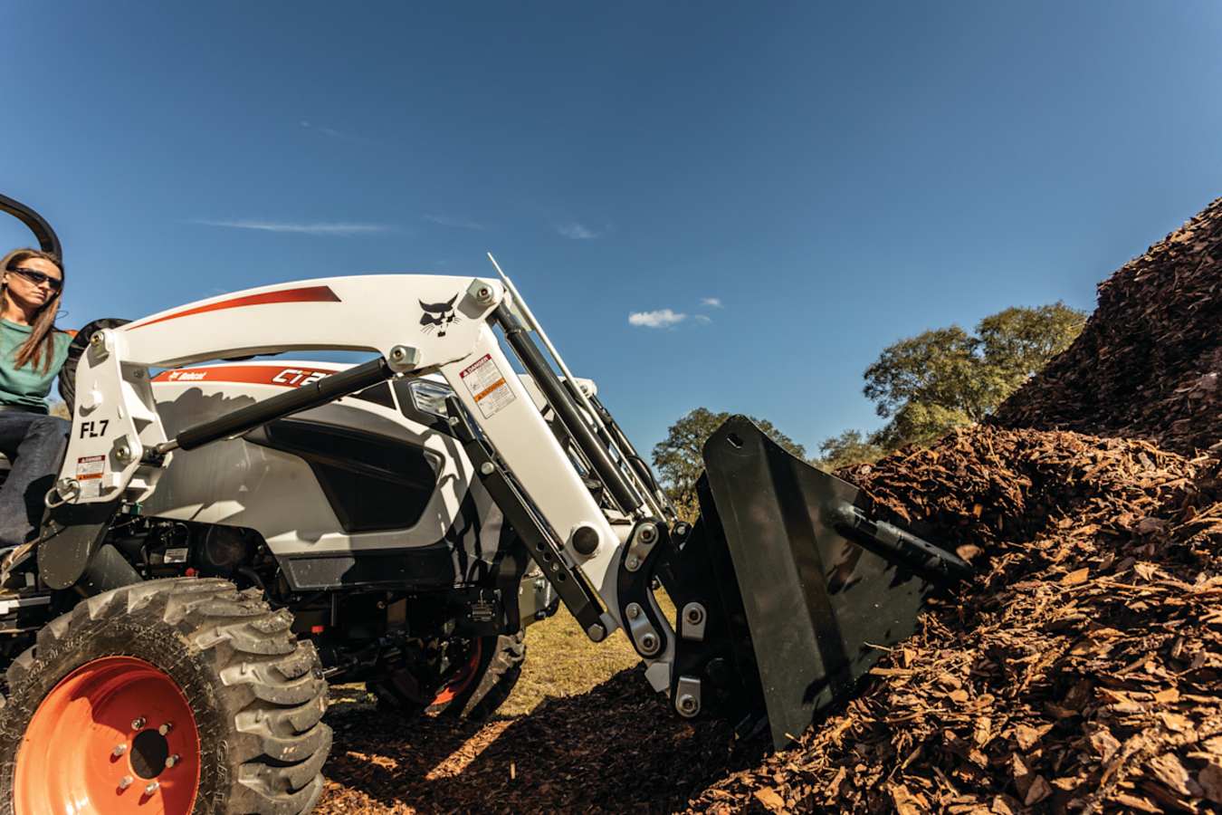 Bobcat CT2025 Compact Tractor, photo 7 of 8