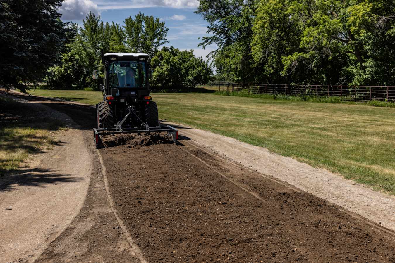 Bobcat CT2540 Compact Tractor, photo 4 of 8