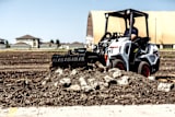 L23 Small Articulated Loader — 6
