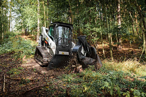 Bobcat T590