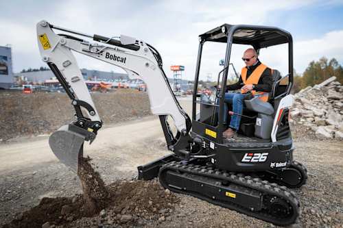 Bobcat E26