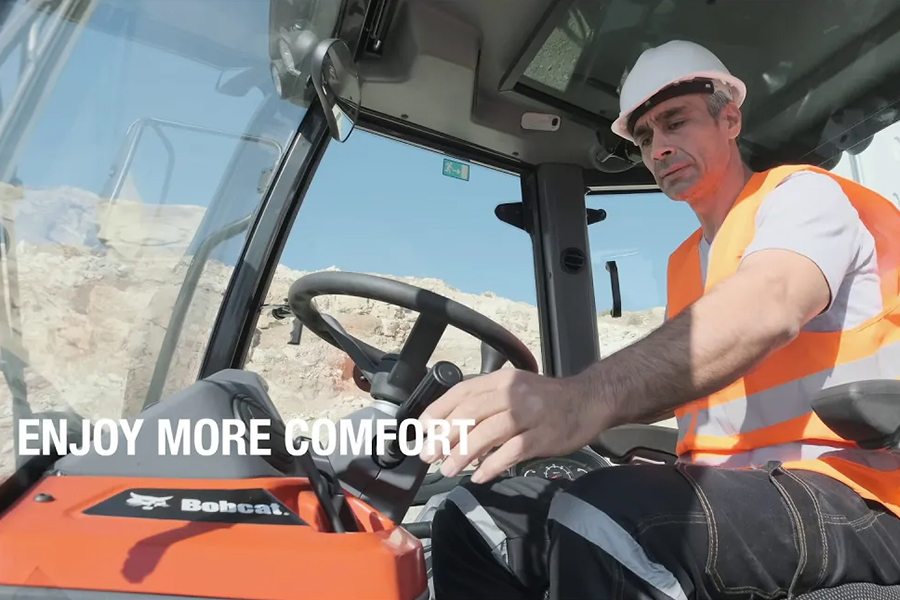 Bobcat backhoe loader b730 rseries product features