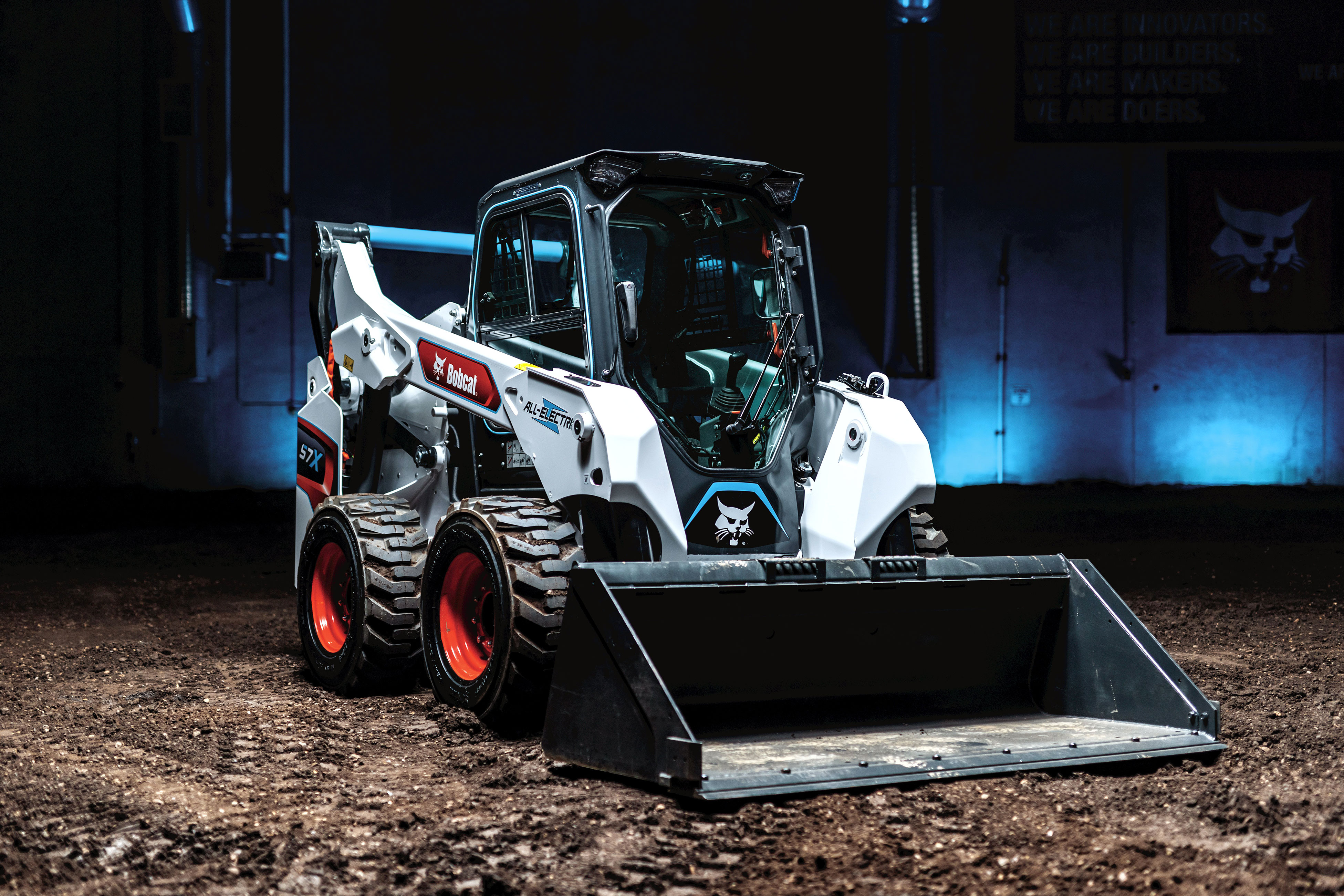 Bobcat Reveals World s First All electric Track Loader At 51 OFF