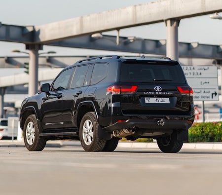 Toyota Land Cruiser 2023