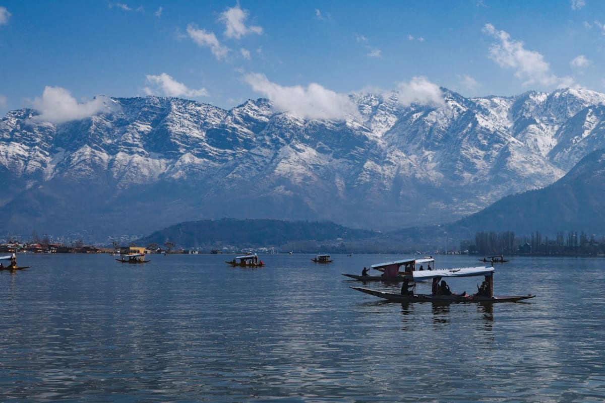 Kashmir Tour Package 7 Nights 8 Days