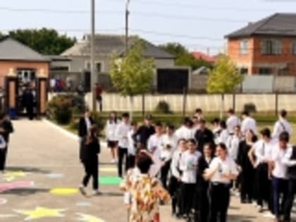 В Новолакском районе стартовал основной период сдачи ЕГЭ