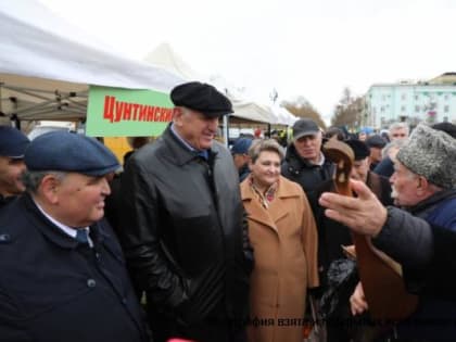 Масштабная сельхозярмарка состоялась в центре Махачкалы