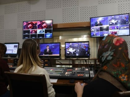 Сергей Меликов проводит прямую линию с жителями Дагестана
