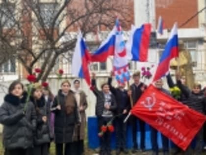 В школах Новолакского района отметили День Неизвестного солдата
