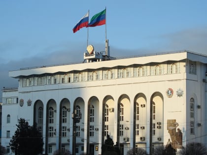 Сергей Меликов проводит совещание оперштаба по актуальным вопросам