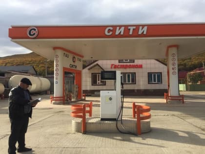 Отдел формирования собственных доходов и развития МСП администрации МР «Казбековский район» проводит выездные мероприятия по обеспечению авансовых платежей по УСН