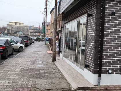 В Махачкале освобождают тротуары от нестационарных торговых объектов