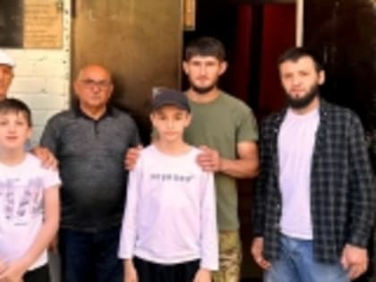 Член Общественной палаты Дагестана Магомедрасул Сулейманов посетил семью Шамиля Насрулаева, погибшего на СВО