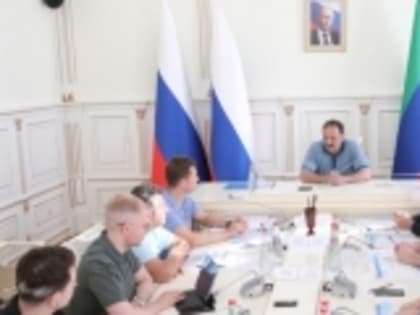 Сергей Меликов встретился с замминистра транспорта России Валентином Ивановым