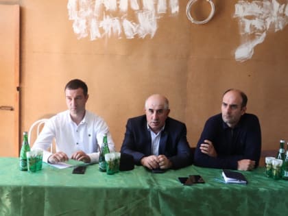 В селе Микрах состоялся сельский сход