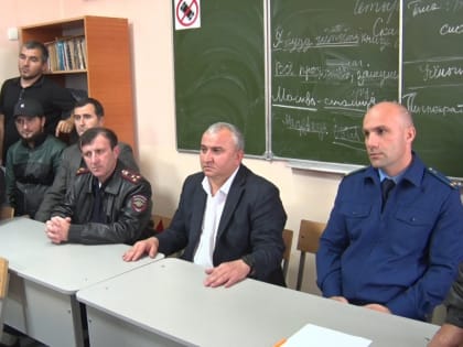 Обсуждение земельных вопросов в Хубаре