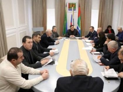 Заседание оргкомитета по празднованию 80-летнего юбилея Магарамкентского района состоялось под председательством главы муниципалитета