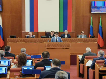 Уполномоченный по правам человека в Дагестане выступил на 32-й сессии НС РД