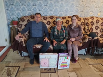 Матерей мобилизованных и участников СВО в Сулейман-Стальском районе поздравили с Днем матери