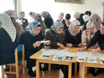 Заседание творческой группы педагогов ДОУ провели в Казбековском районе