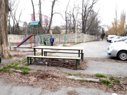 По итогам обращения махачкалинца на прямой линии к Сергею Меликову будет благоустроена дворовая территория