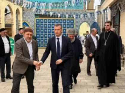 Торжественный прием в Пятигорской соборной мечети по случаю священного праздника Ураза-байрам