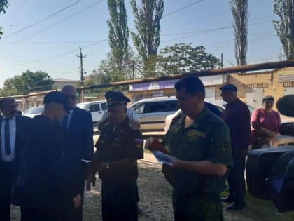 В Сулейман-Стальском районе продолжаются проводы призывников на военную службу