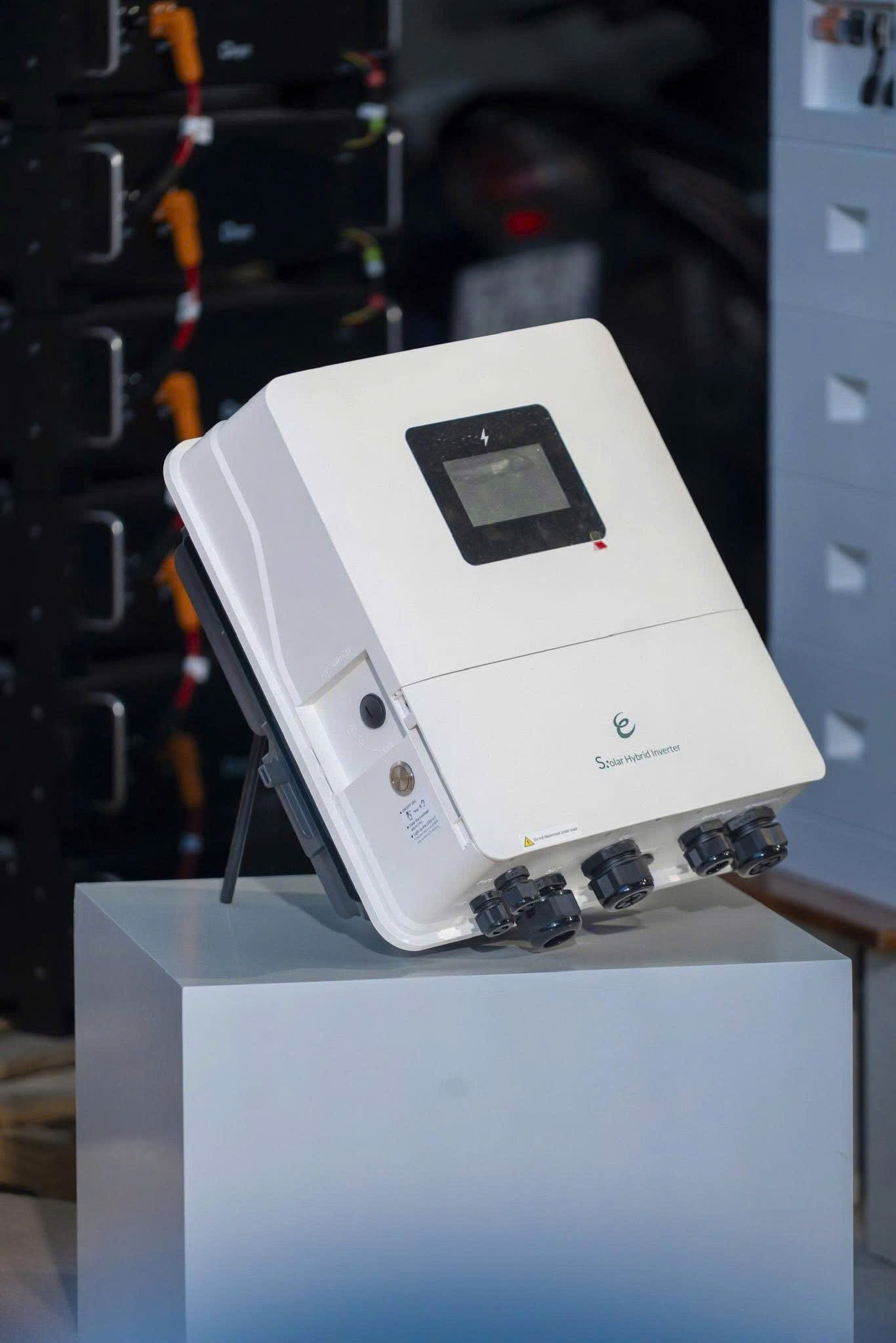 Inverter CERGY Hòa lưới lưu trữ 1 Pha 6KW
