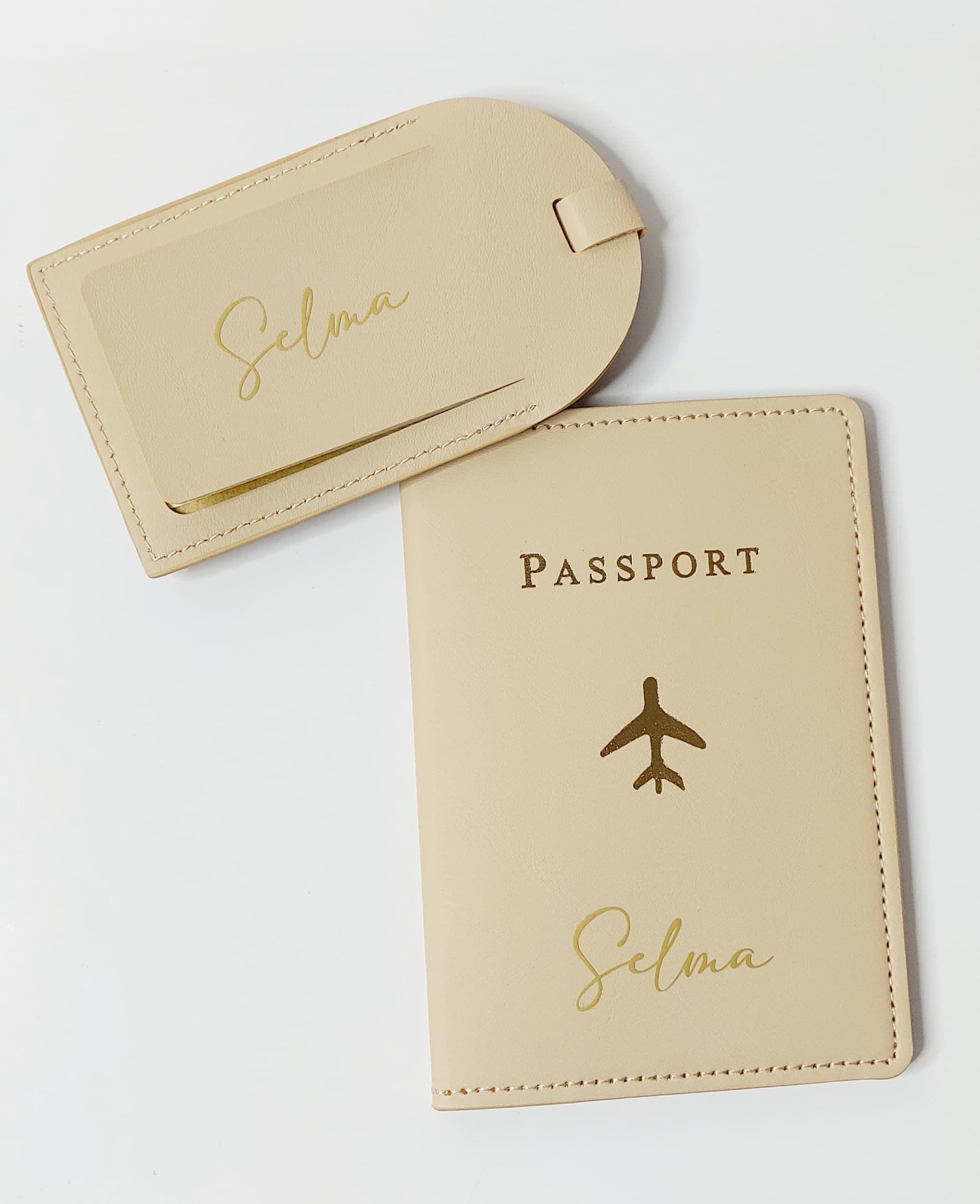 Etui passeport et étiquette bagage
