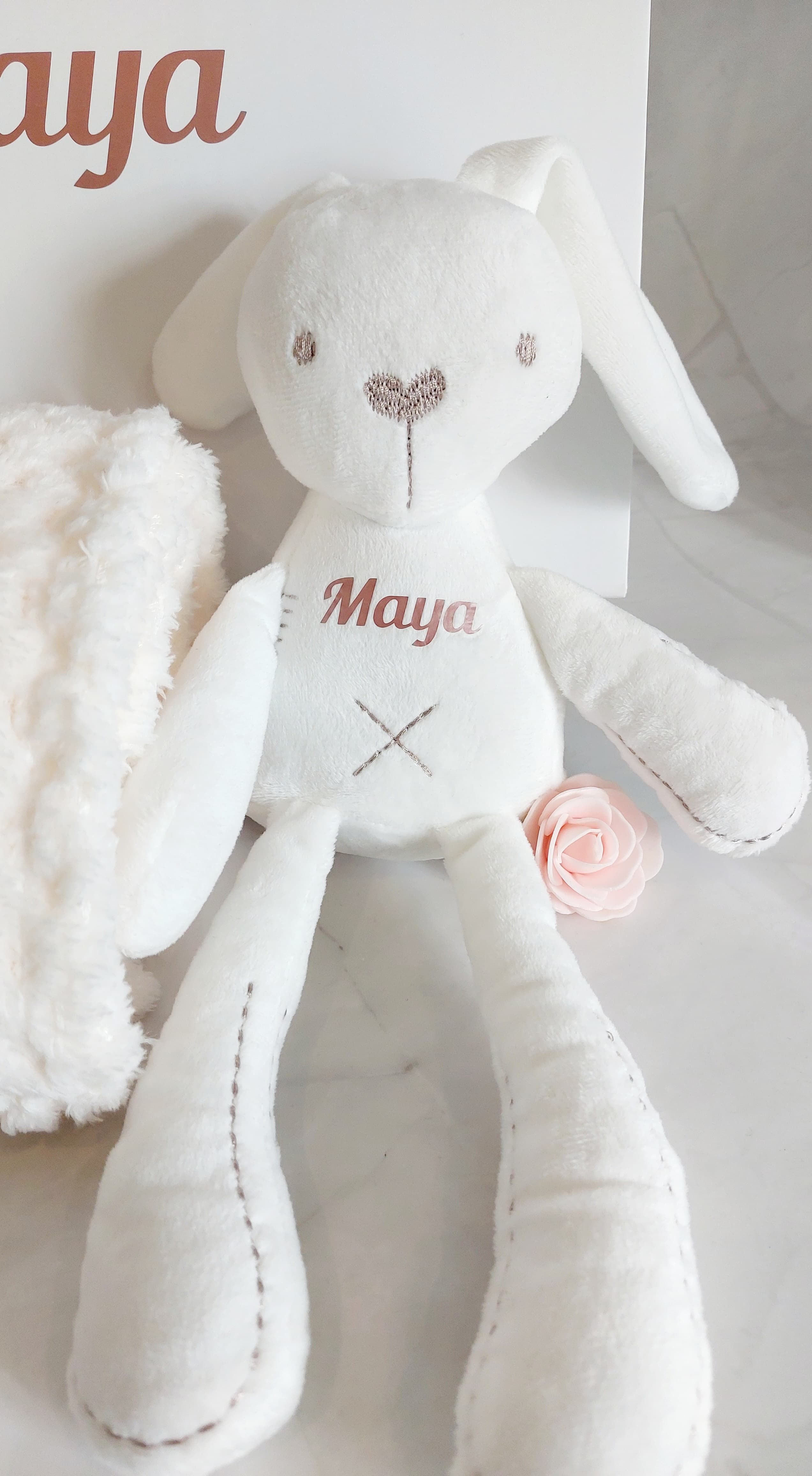 Peluche Paco le lapin