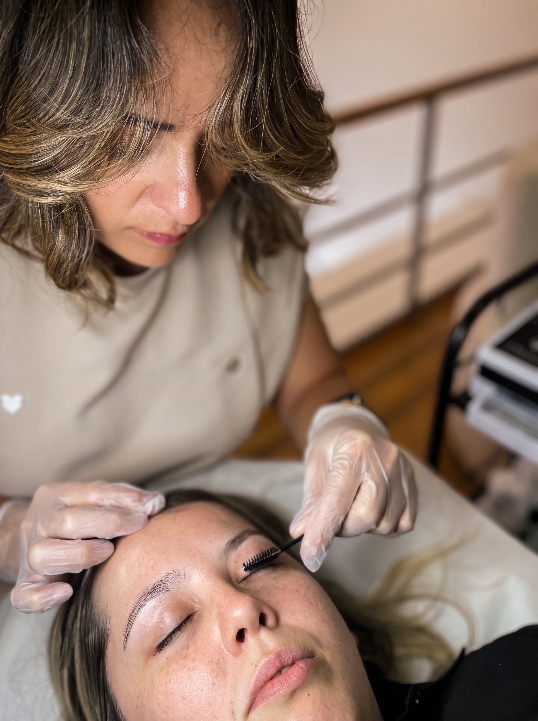 Tratamentos de unhas e depilação laser no Beauty Studio Jaqueline Cabral Marco de Canaveses