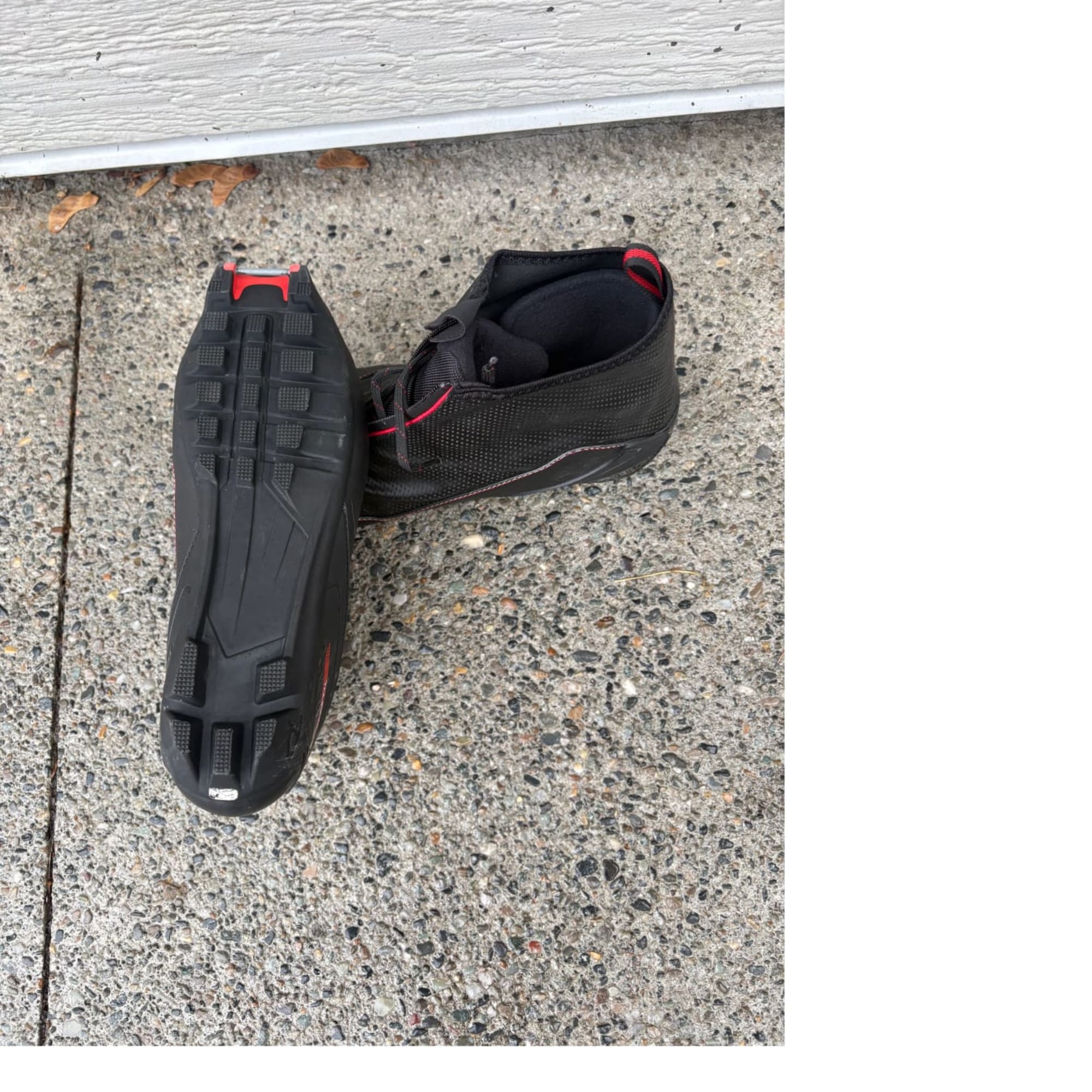 listing photo 3/4