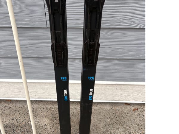 listing photo thumbnail 2/3