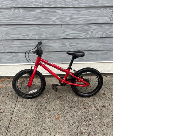 listing photo thumbnail 1/3