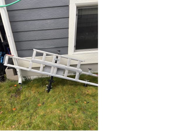 listing photo thumbnail 1/3