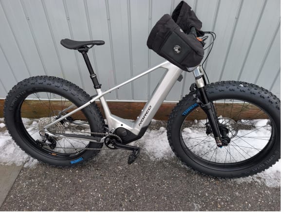 listing photo thumbnail 1/8