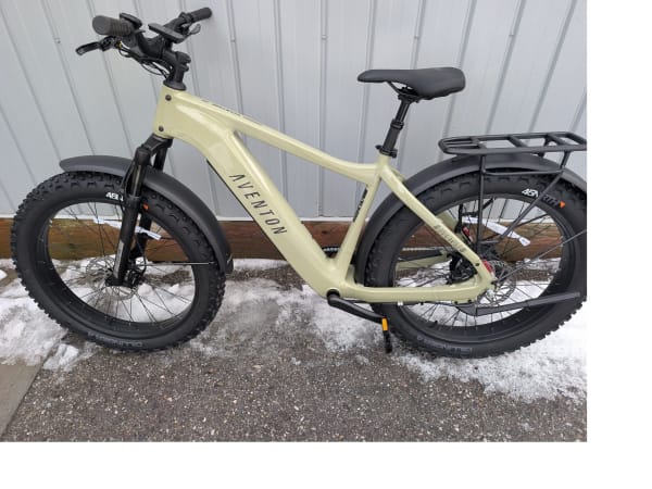 listing photo thumbnail 2/7