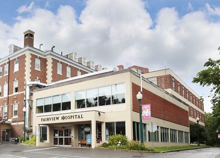 Image of Fairview Hospital Entrance