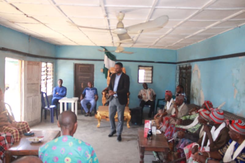 Civic education classes for youth
