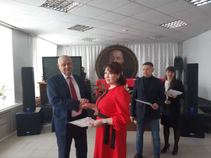 В Марий Эл почтили память Сталина и отметили лучших работников «Звениговского»